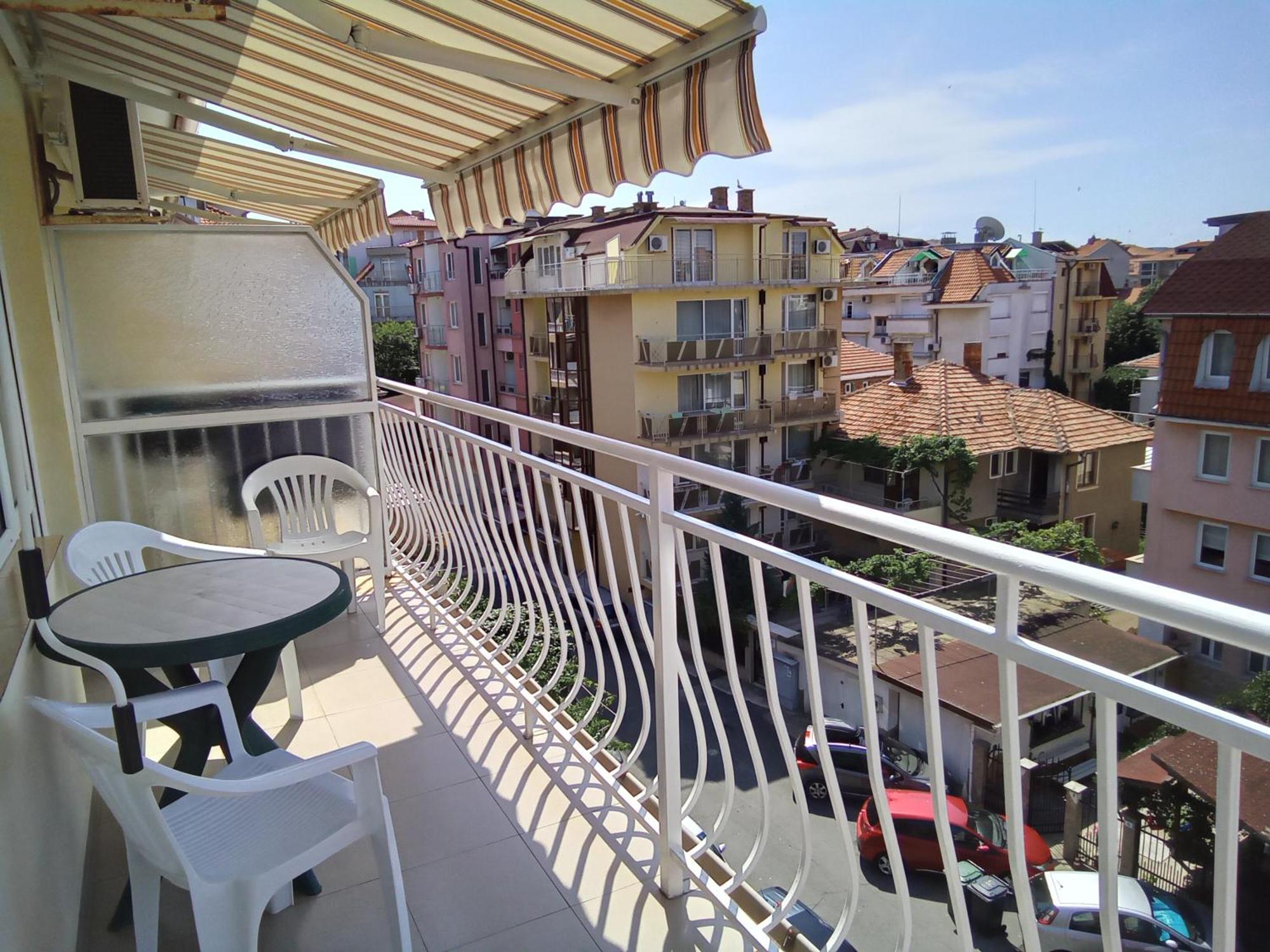 Къща За Гости Мишел Nesebar Kamer foto